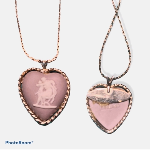 Vintage Wedgewood Lilac Jasper Necklace - Picture 2 of 6